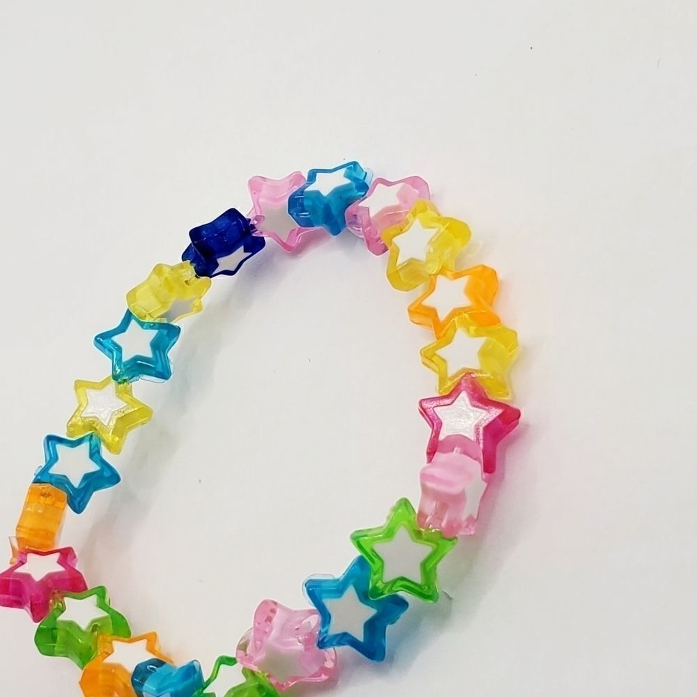Children's Multi Colored Star Stretch Bracelet - Picture 5 of 6